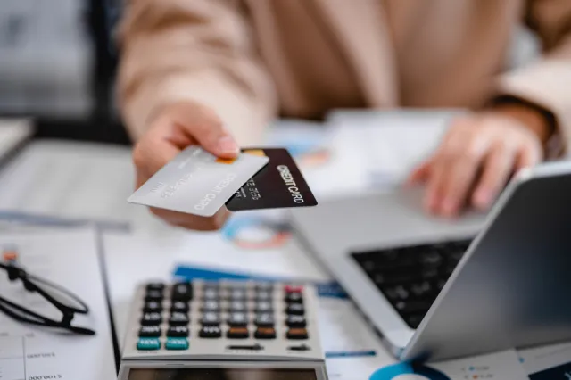 Jak zwrócić niechciany towar zamówiony przez internet? To wszystko powinieneś wiedzieć