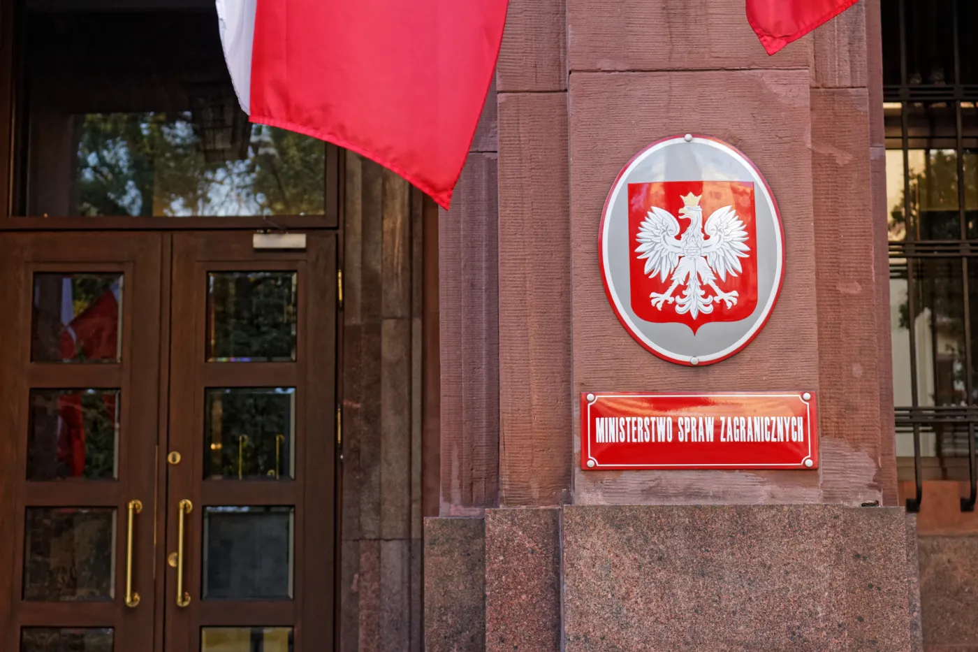 Czy MSZ przekazuje nieodpłatnie atrakcyjne nieruchomości? "Nie prowadzimy takich procedur": rzecznik ministerstwa