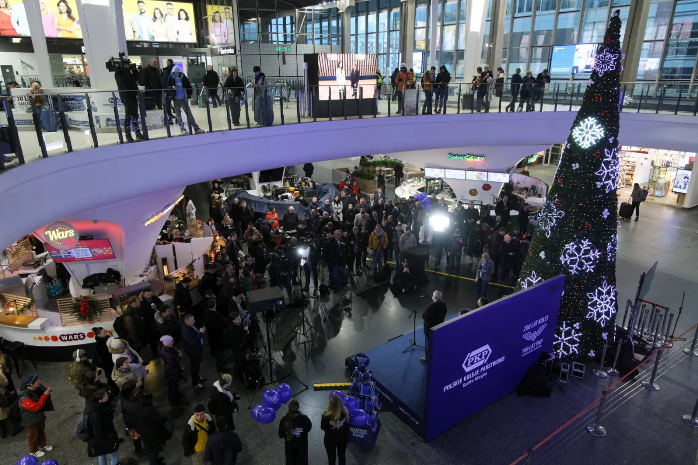 Dworzec kolejowy Warszawa Centralna