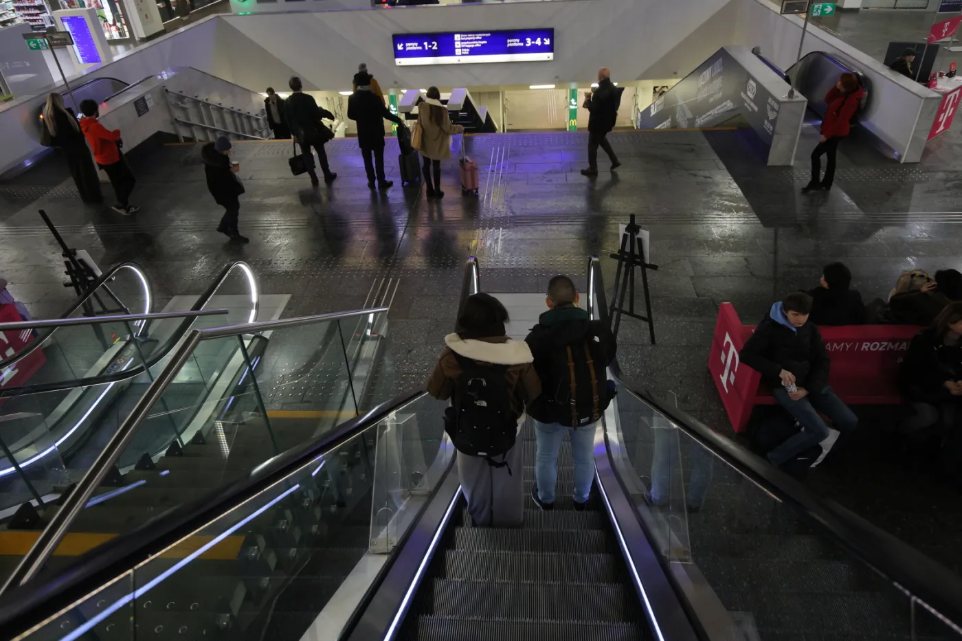 Dworzec kolejowy Warszawa Centralna