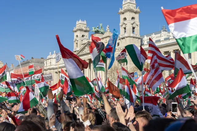 Węgrzy ruszyli do urn. Wybiorą członków Zgromadzenia Narodowego