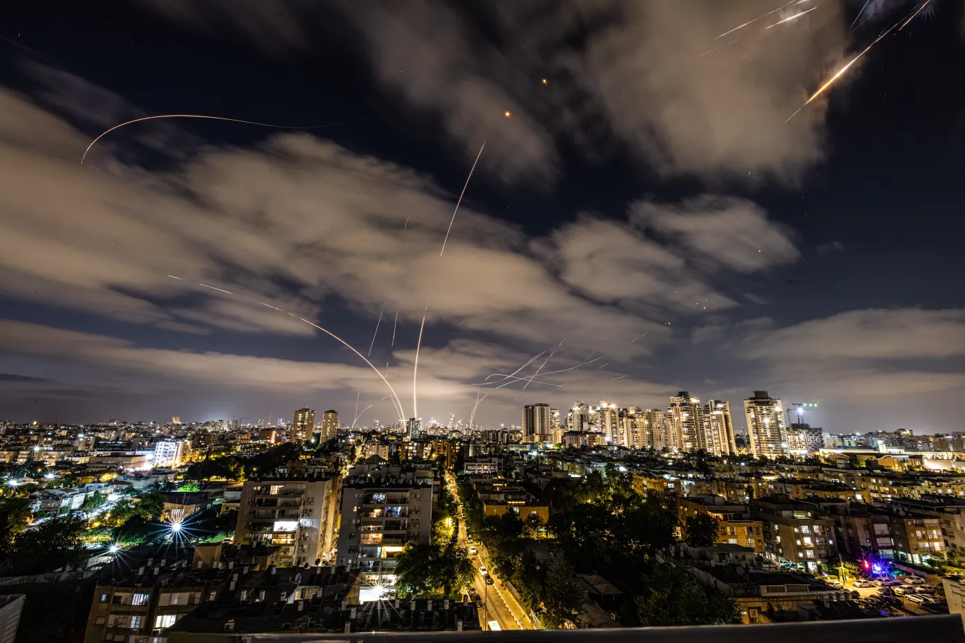 Rocket,Attack,On,Tel,Aviv.,The,Iron,Dome,At,Work.