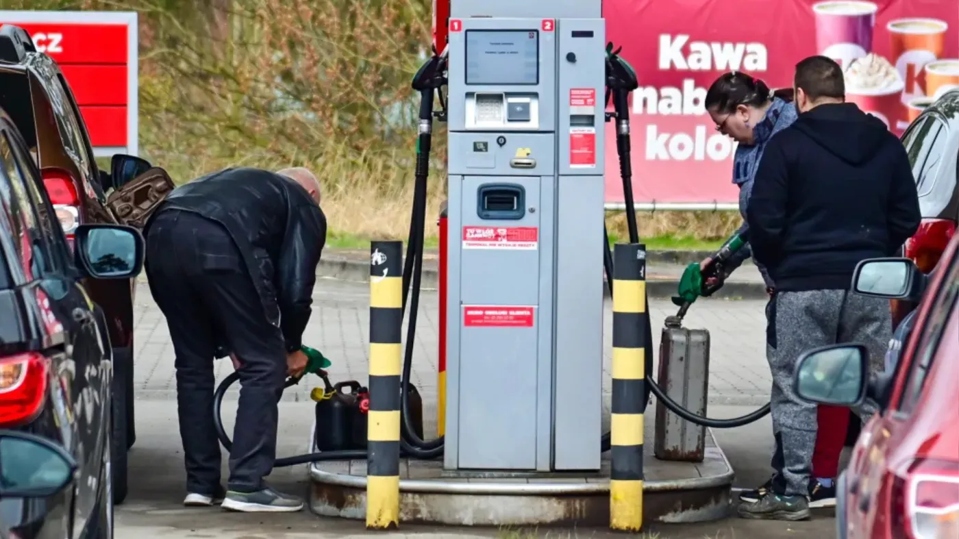 ceny paliw, stacje paliw, tankowanie, rząd, Komisja Europejska