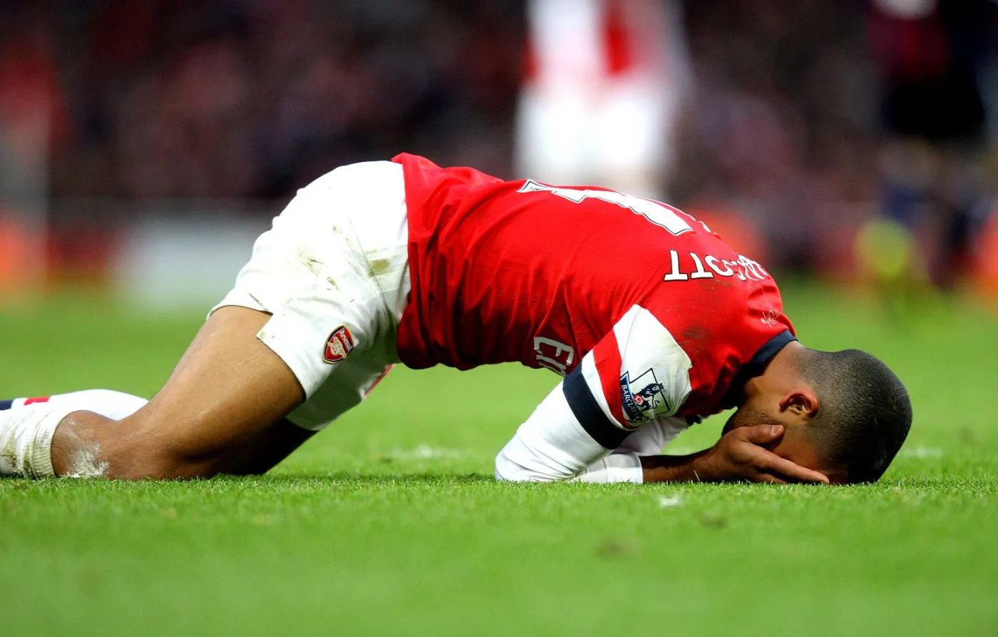 Cennik kar piłkarzy Arsenalu Londyn: 1000 funtów za nieobecność na meczu