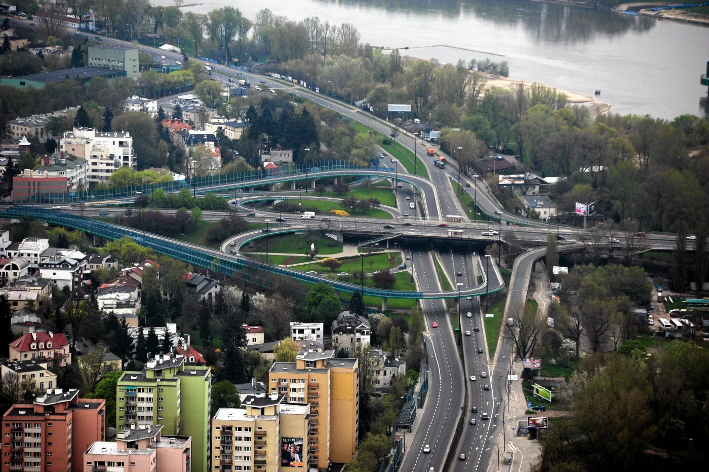 1322407-ast130502-174.jpg