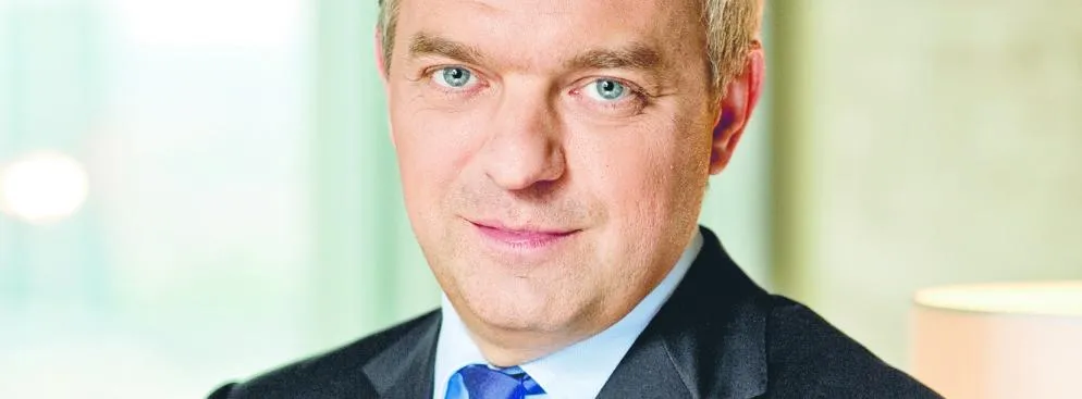 Jacek Krawiec szyje wielki Orlen