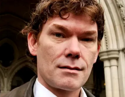 6. Gary McKinnon, Solo