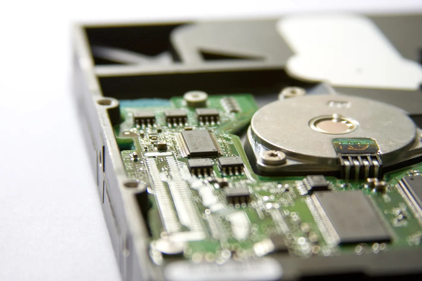 Elemental Holding ma porozumienie o partnerstwie z JX Nippon