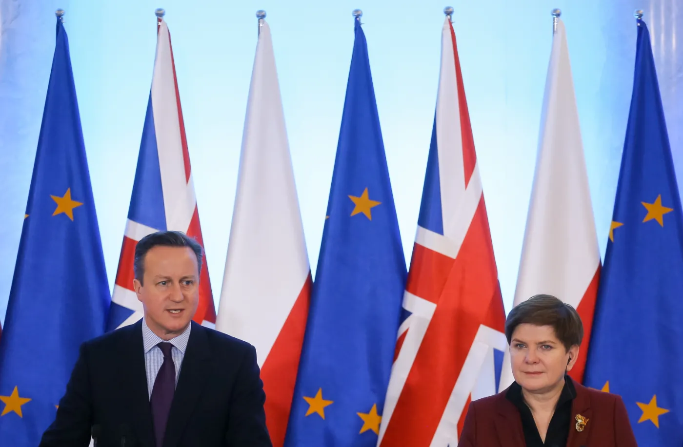 Co dalej z Polakami na Wyspach? Szydło rozmawia z Cameronem