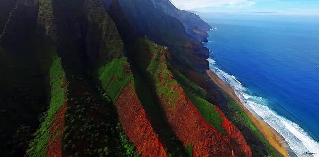 Samolot z 9 osobami na pokładzie rozbił się na Hawajach. Wszyscy zginęli