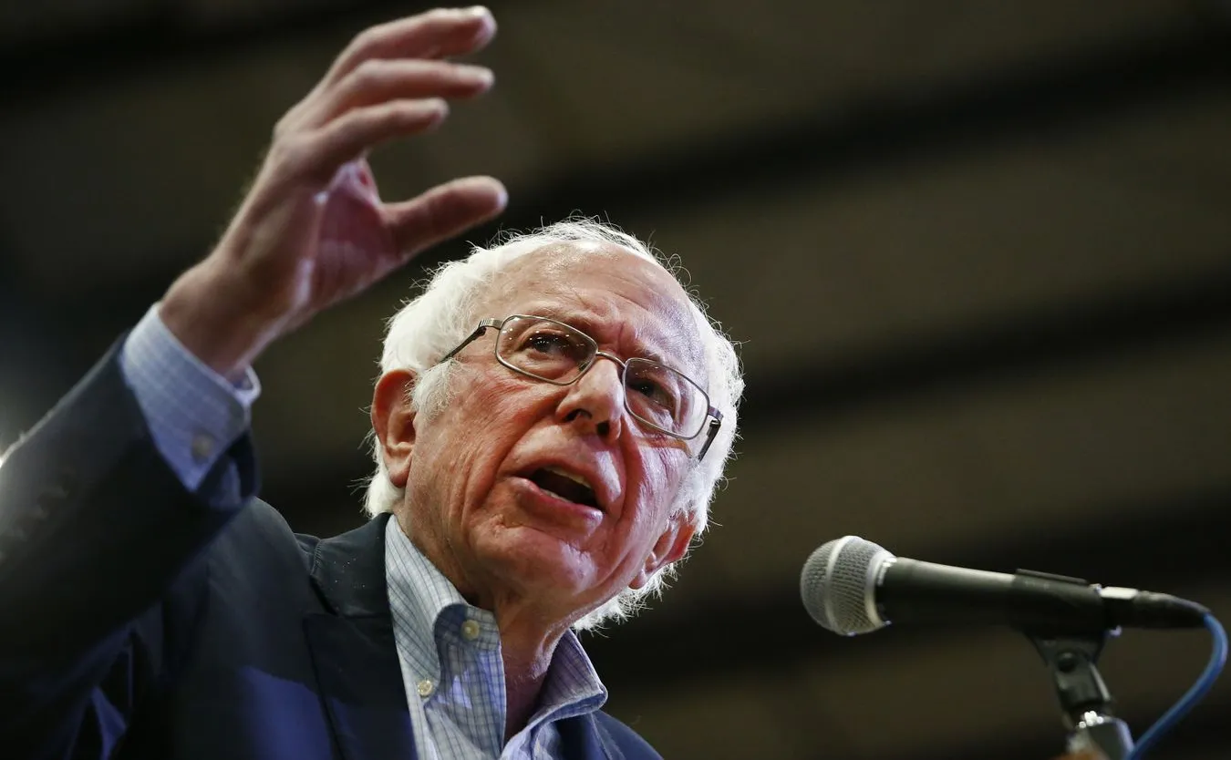 Sanders: Bloomberg chce "kupić prezydenturę", wydając miliony na reklamy w TV