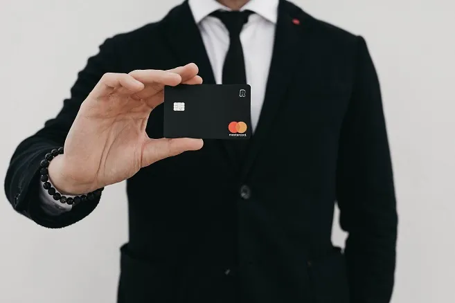 Revolut wspiera polskich przedsiębiorców bezpłatnym kontem walutowym