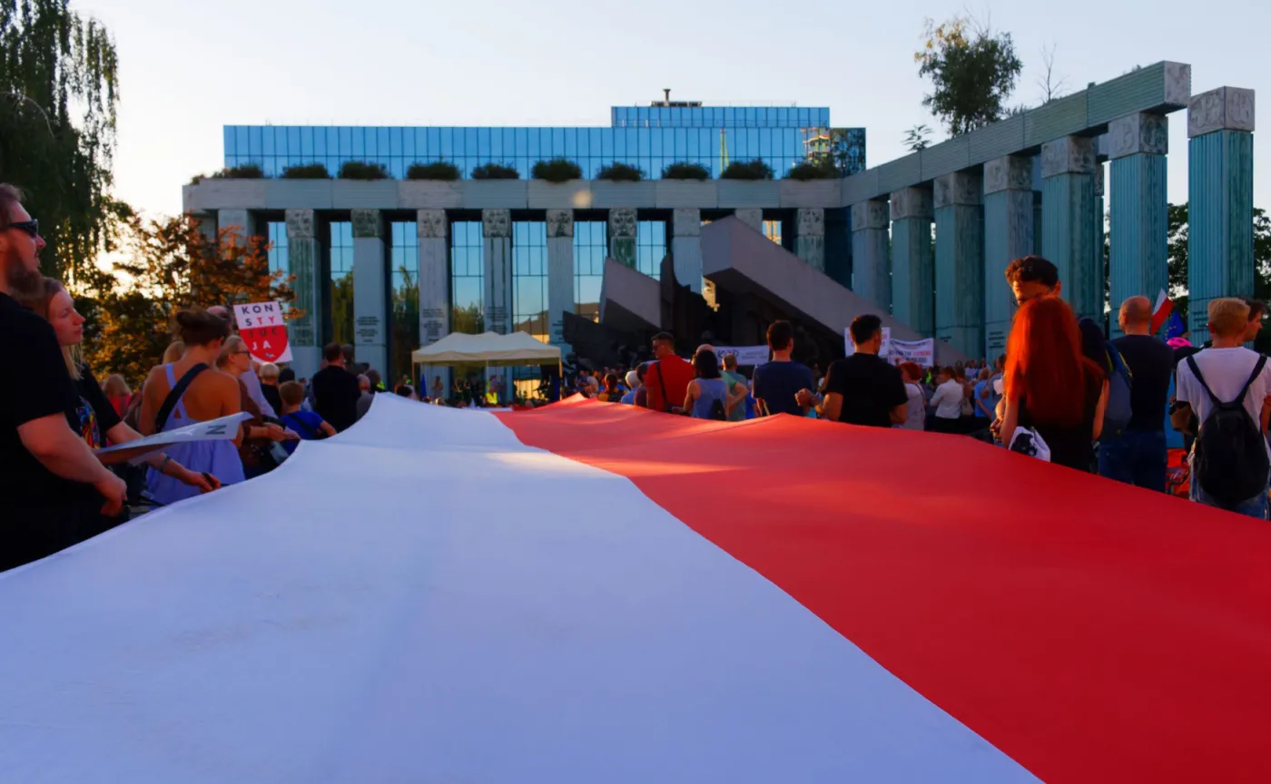 Fortel rządzących może zmusić SN do wycofania pytań z TSUE