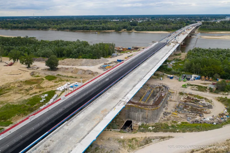 Kiedy powstanie Południowa Obwodnica Warszawy? Środkowy odcinek gotowy prawie w 90 proc. [ZDJĘCIA]