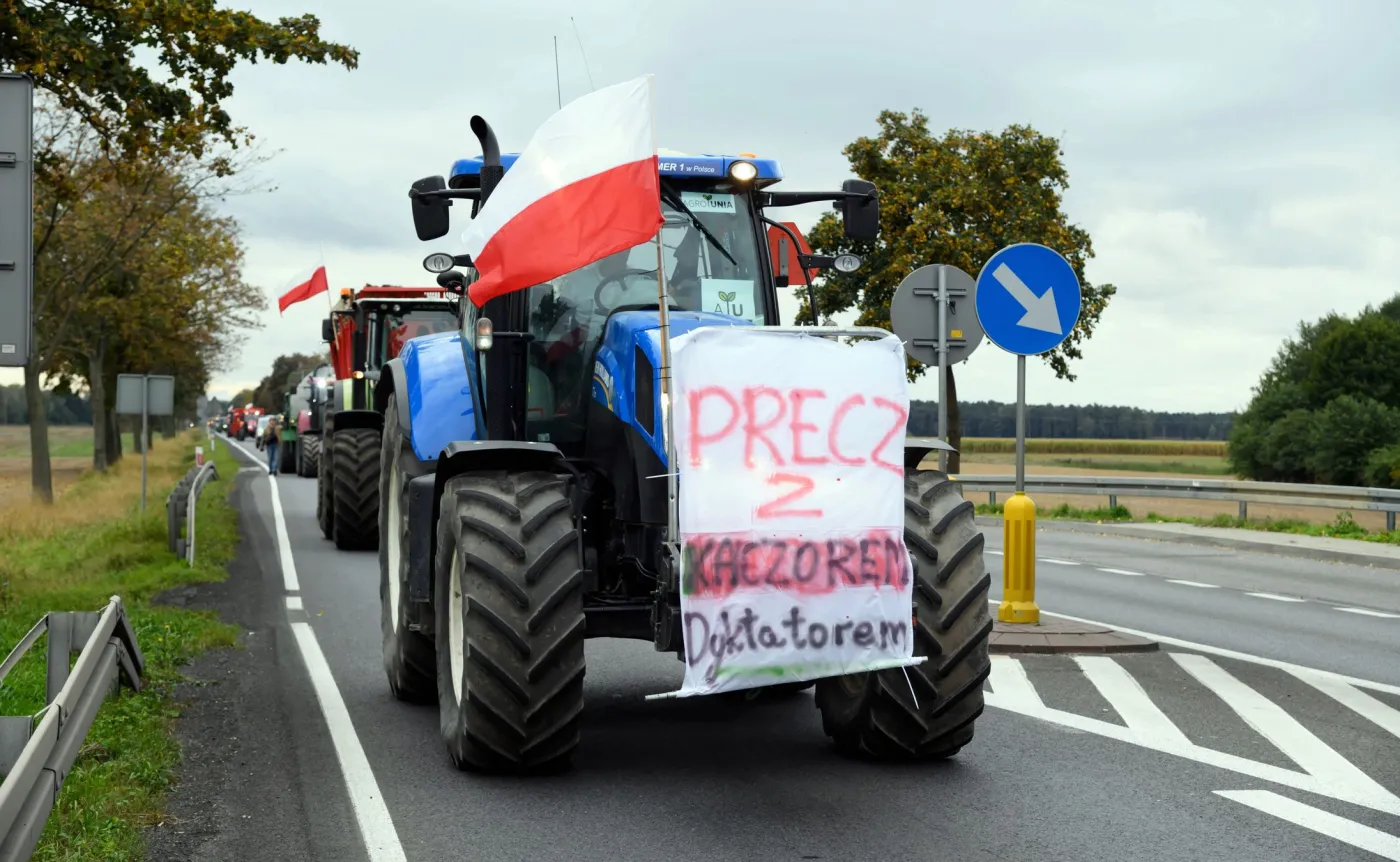 Protest rolników w Warszawie. Taksówkarze blokują ulice na znak solidarności