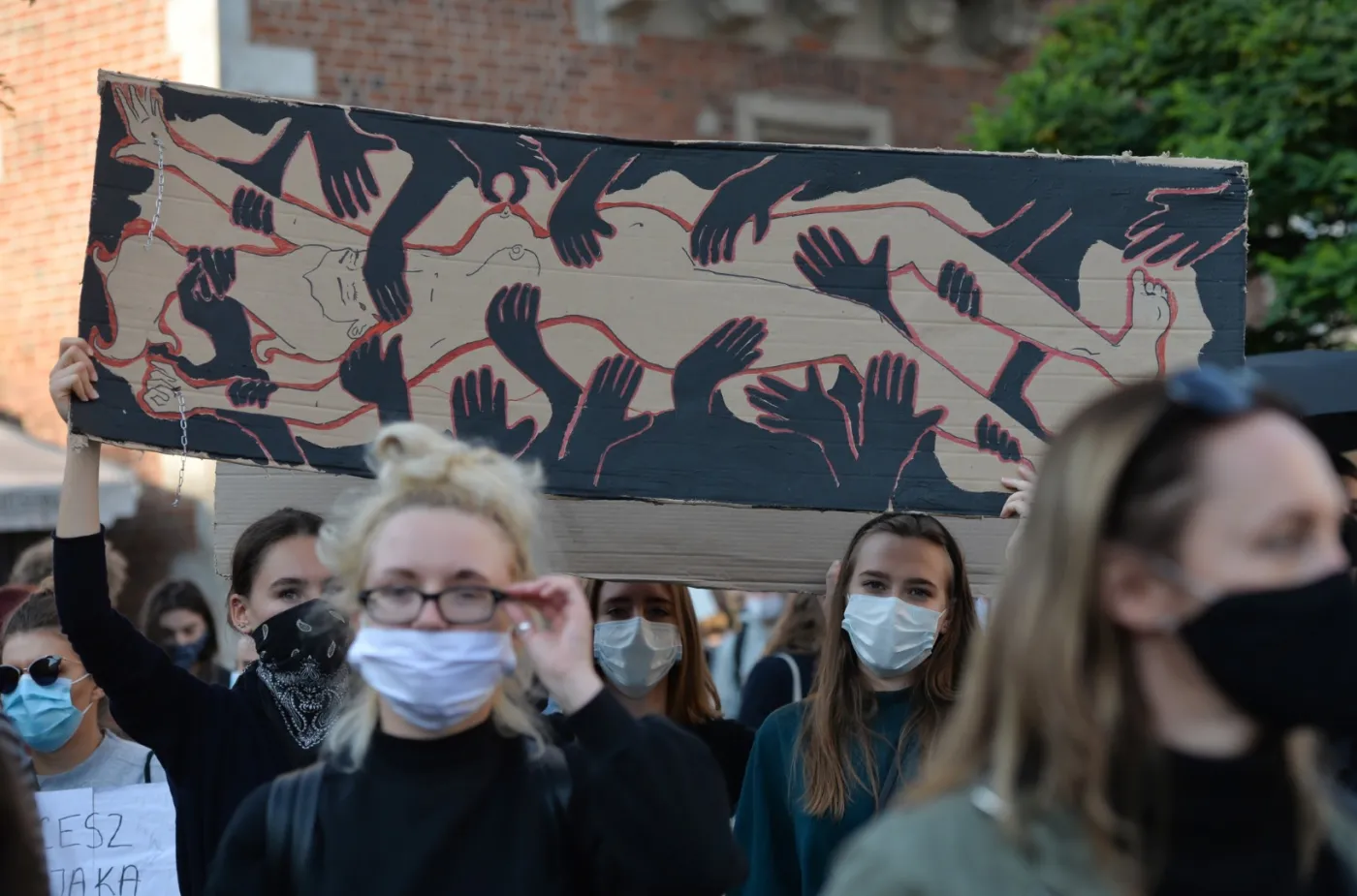 Zaskoczeni społeczeństwem. Nawet w PiS są obawy, że atmosfera została przegrzana w niewłaściwym czasie