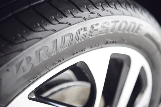 Japońska fabryka opon Bridgestone opuści Francję. Związki zawodowe i Le Pen chcą czasowej nacjonalizacji zakładu