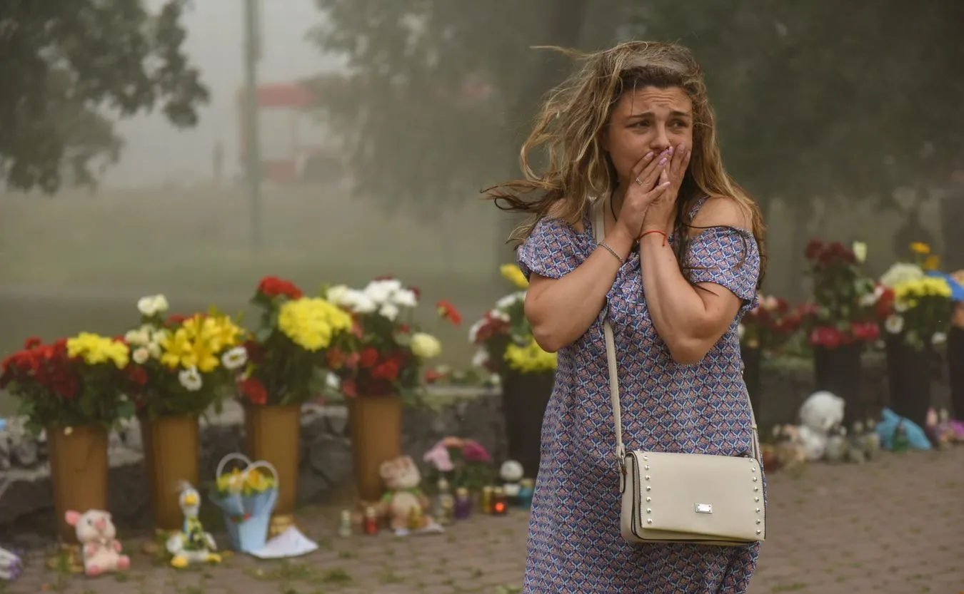 Zełenski do NATO: Stoimy przed wyborem - wsparcie Ukrainy albo odroczona wojna Rosji z NATO