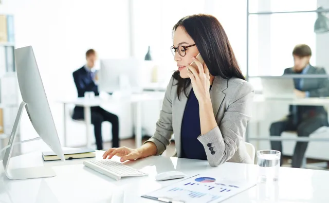 56 proc. polskich firm chce zatrudnić Ukraińców na dłużej niż rok