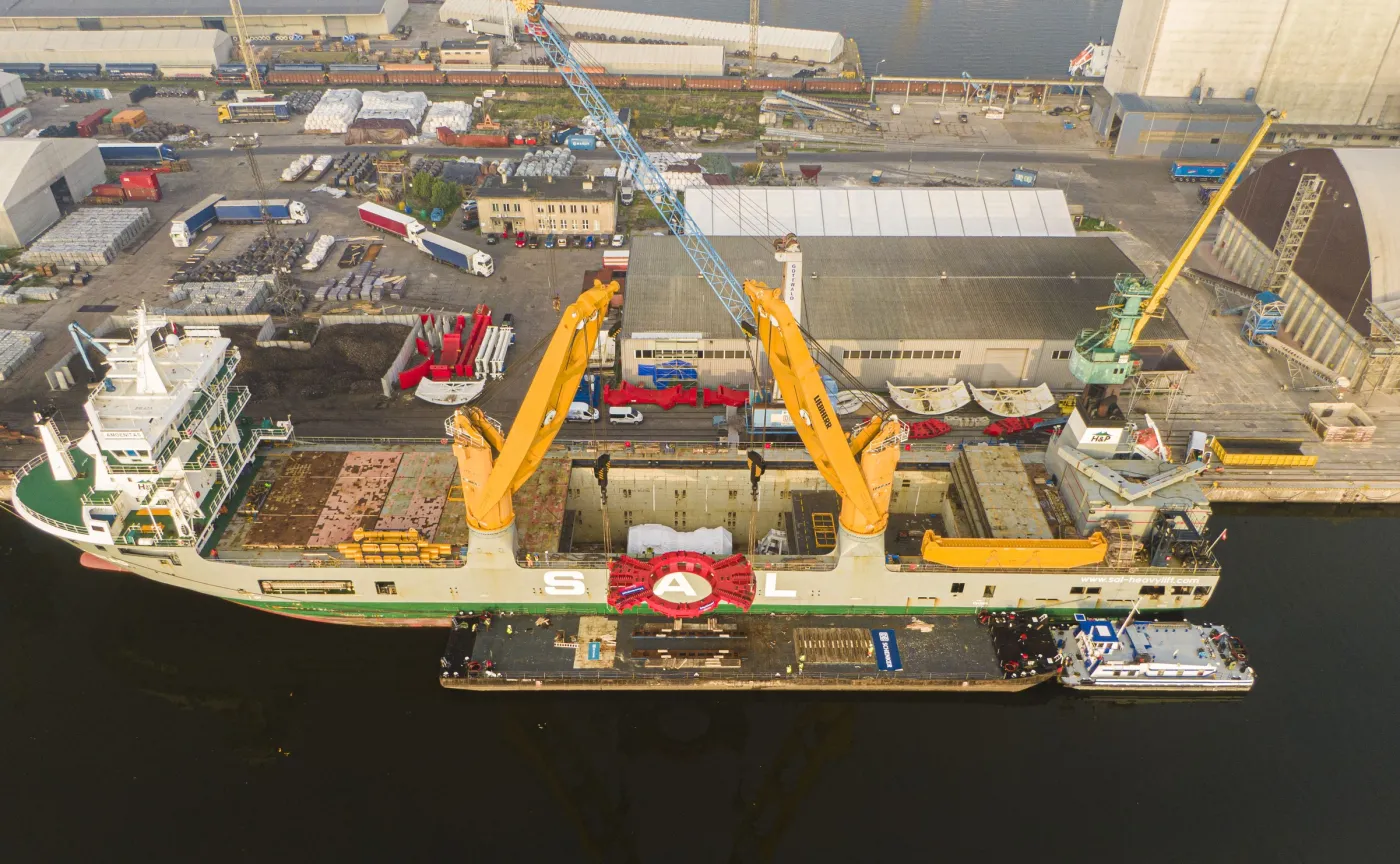 GDDKiA przygotowuje do transportu części maszyny do drążenia tunelu na S19