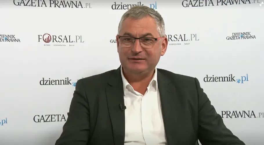 Czepczyński: Dzieci dzielą ludzi na zamożnych i biednych biorąc pod uwagę kolor karty kredytowej