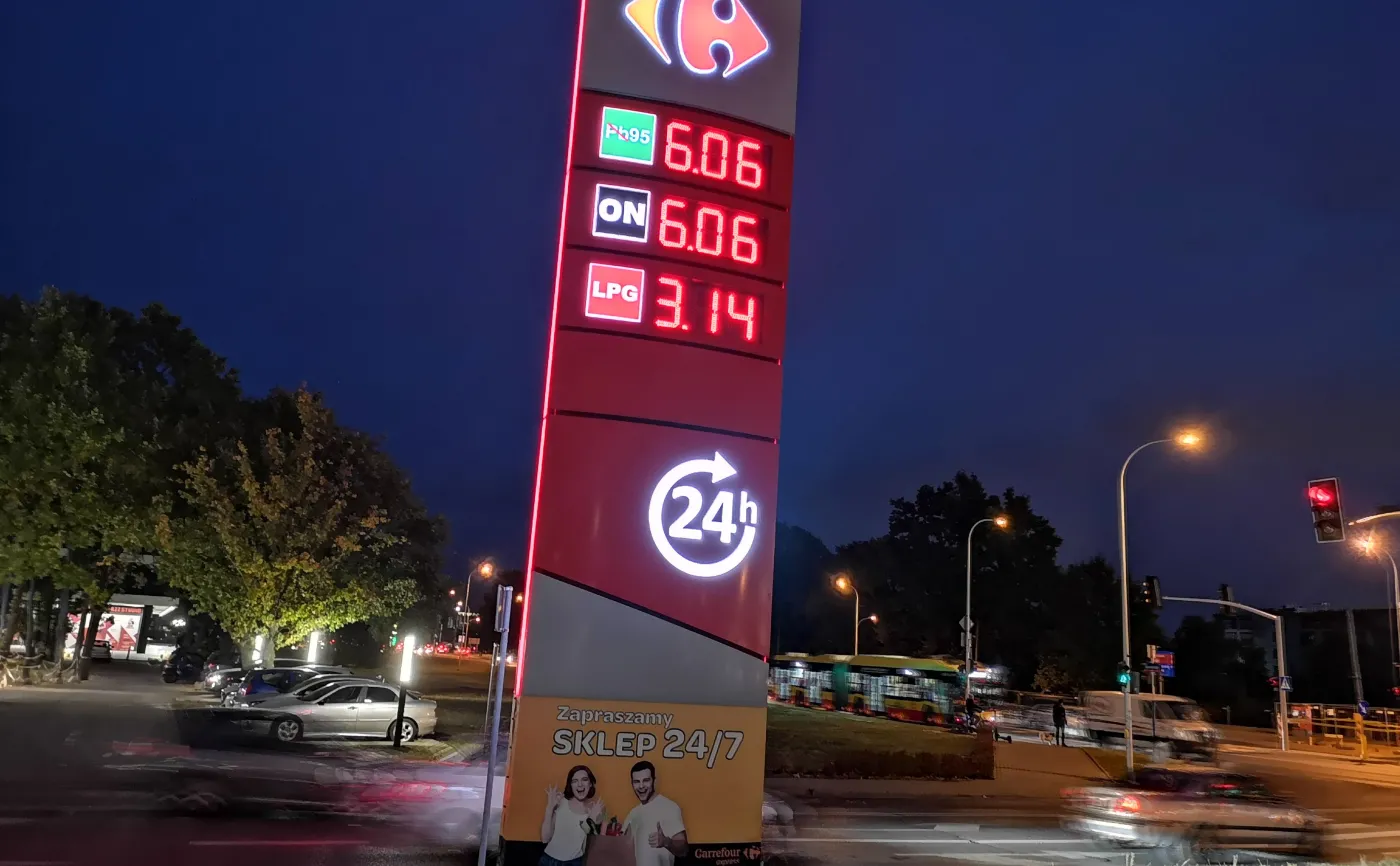 Obniżki VAT, dotacje, zamrażanie cen. Tak państwa w Europie wspierają odbiorców energii