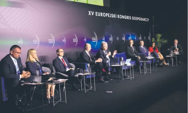 Transformacja sektora energii, OZE, sztuczna inteligencja, Ukraina. Wojciech Kuśpik podsumowuje 15. edycję EKG