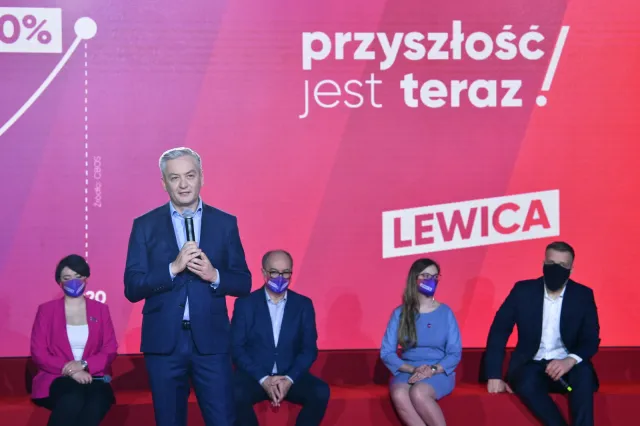 Tanie mieszkania, likwidacja śmieciówek, zielona energia. Lewica przedstawiła 10 postulatów