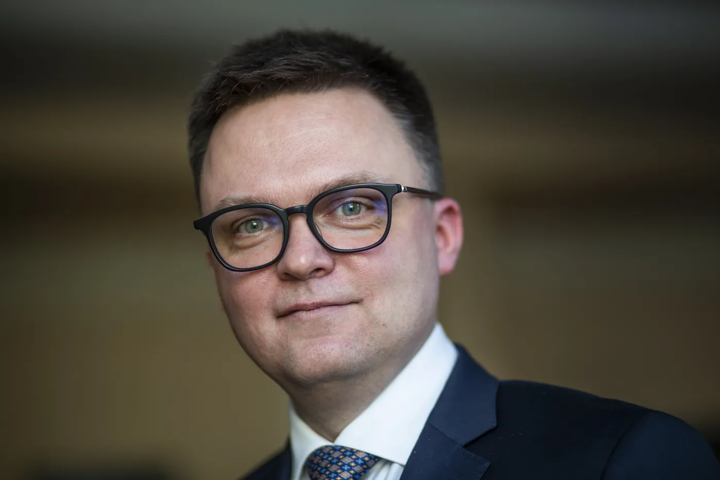 Najnowszy sondaż polityczny. Hołownia mógłby liczyć na więcej głosów niż KO