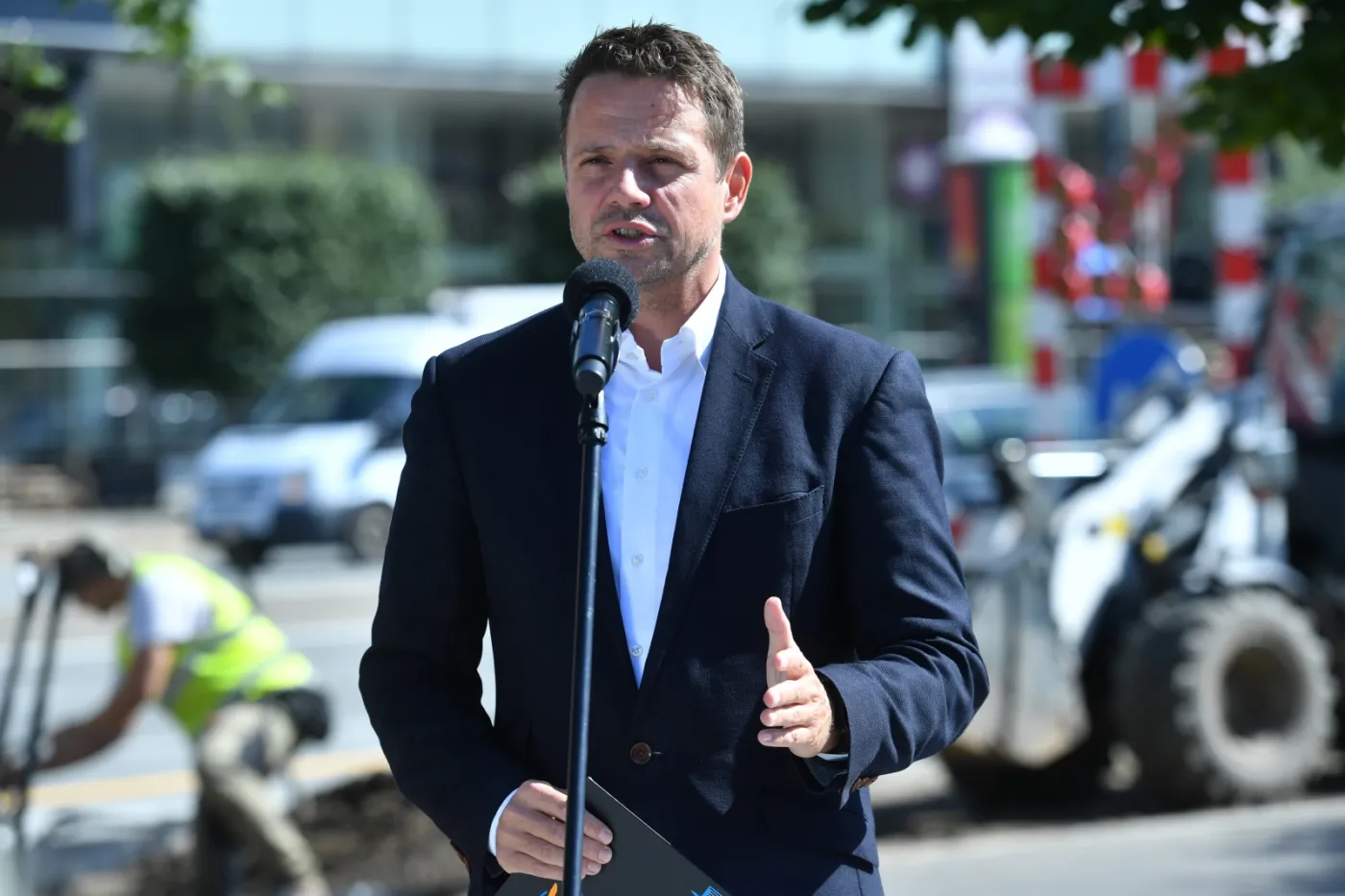 Trzaskowski: stan wyjątkowy nie jest dziś potrzebny. PiS nie chce, żebyśmy wiedzieli co dzieje się na granicy