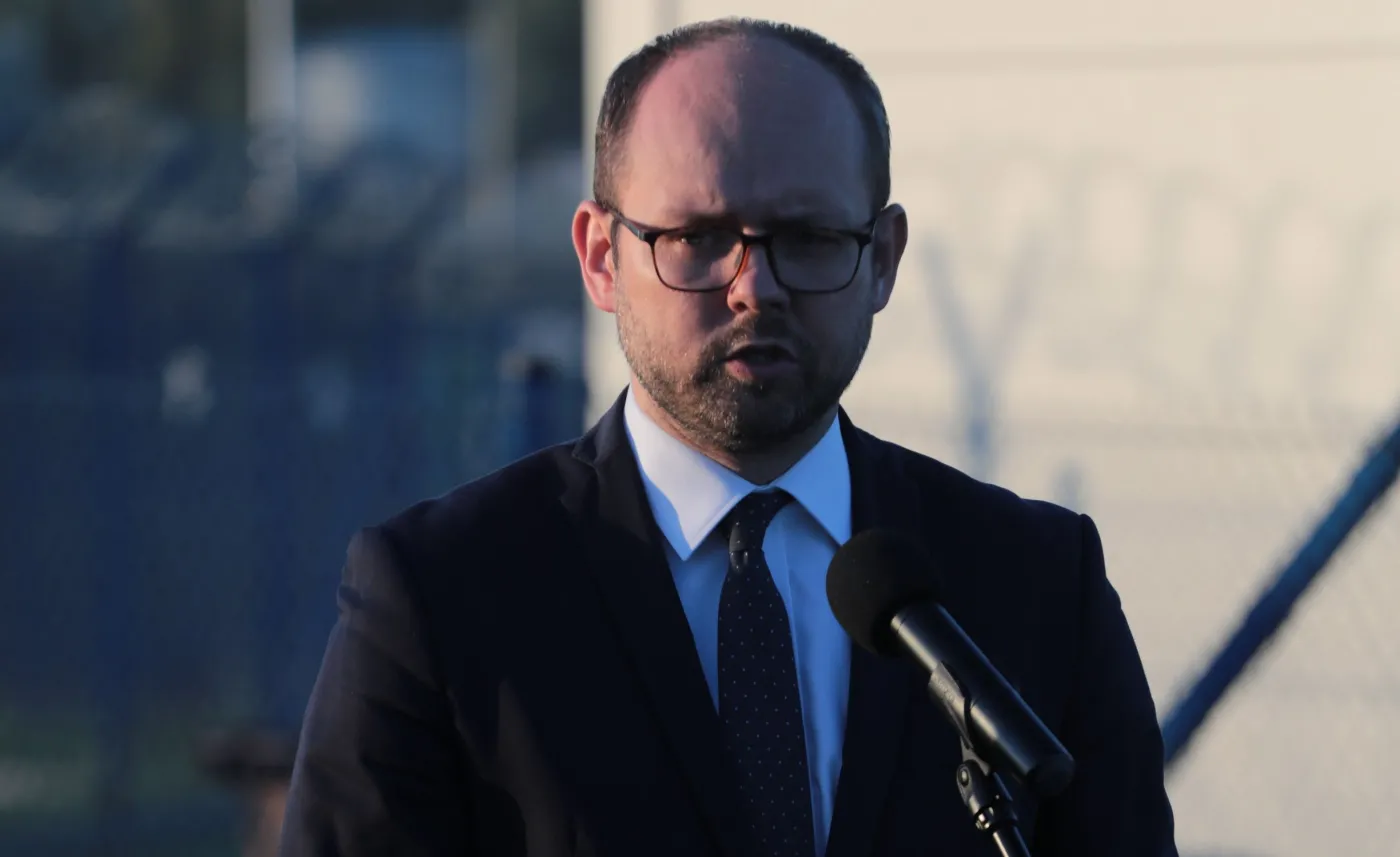 Przydacz: chcemy pomóc Białorusi wysyłając konwój z rzeczami jakie zabezpieczą potrzeby migrantów