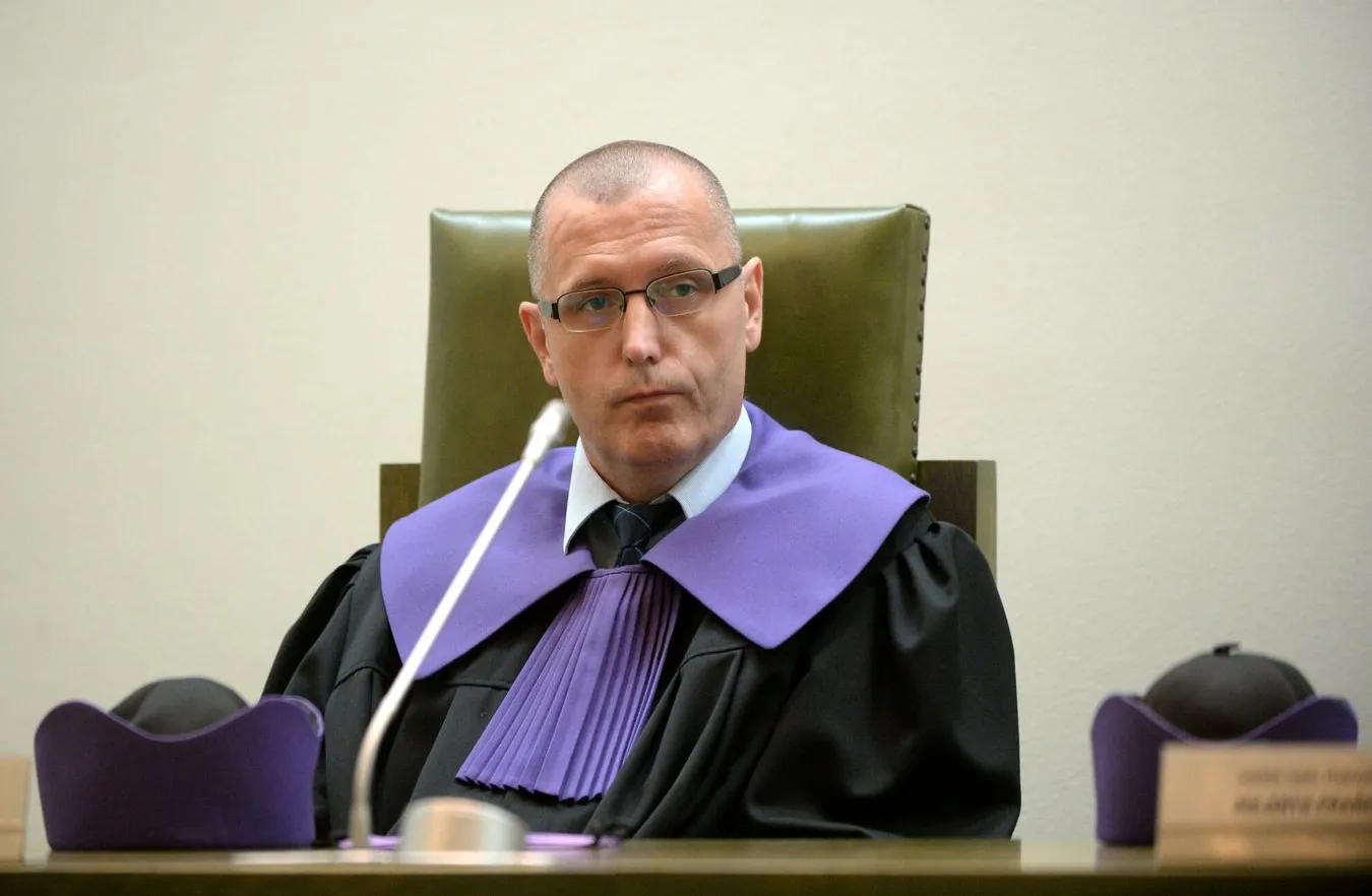 Prezes Prusinowski pod ostrzałem KRSu. Zarzucają mu nieetyczne zachowanie