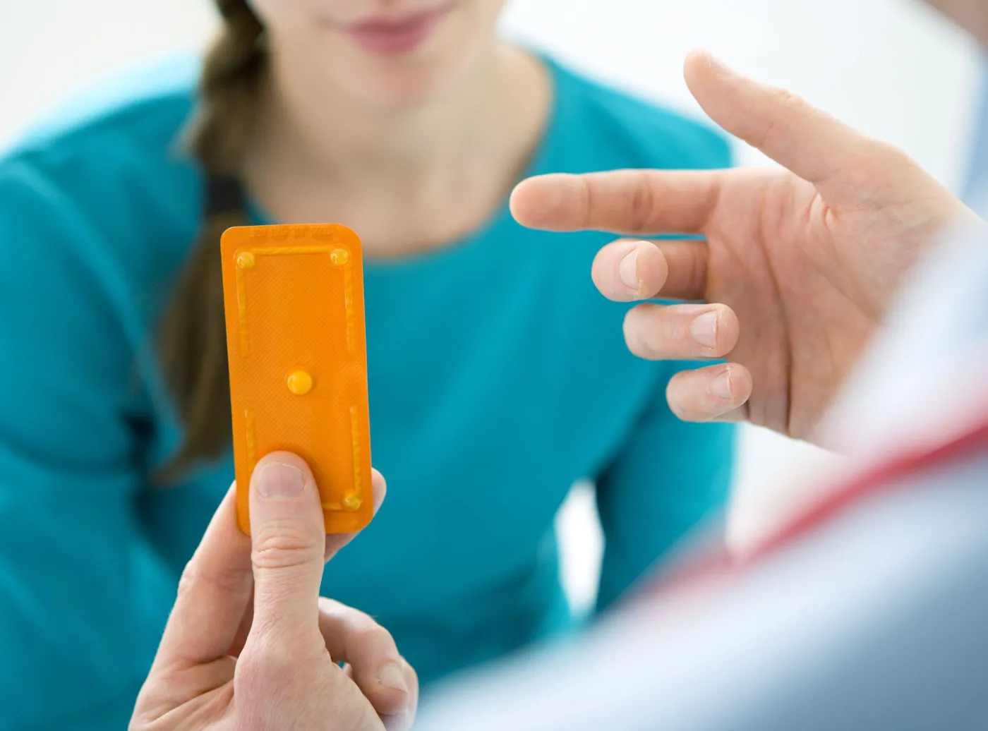 Projekt o dostępie do "pigułki dzień po” bez recepty. Kiedy zajmie się nim rząd?