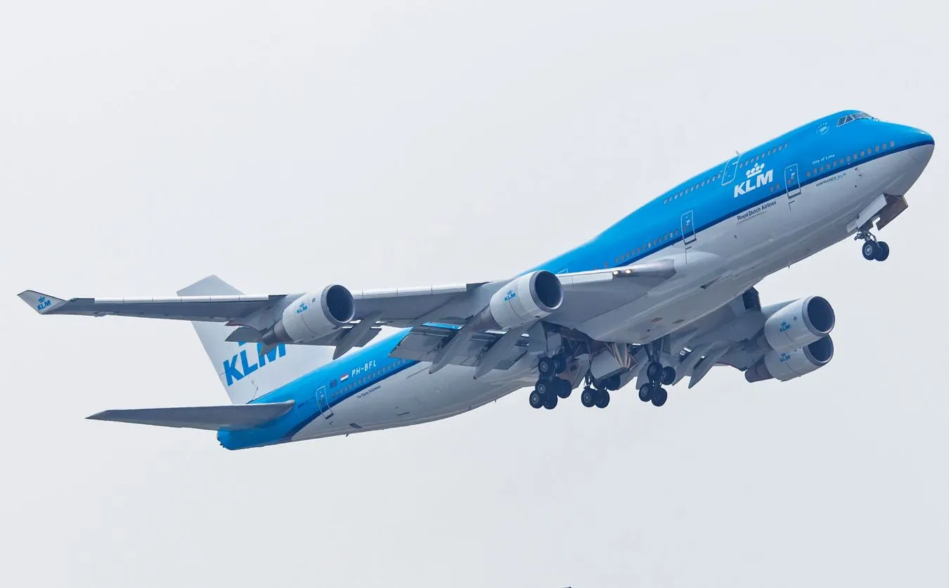 "Zbyt różowy obrazek". Linie lotnicze KLM przegrały proces o greenwashing