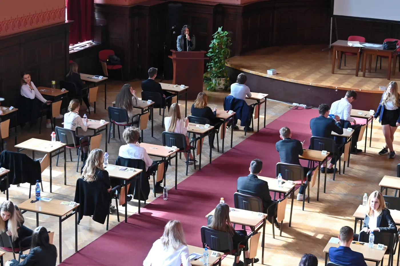 Matura 2024: Co po polskim? Jakie kolejne egzaminy? [HARMONOGRAM, TERMINY]