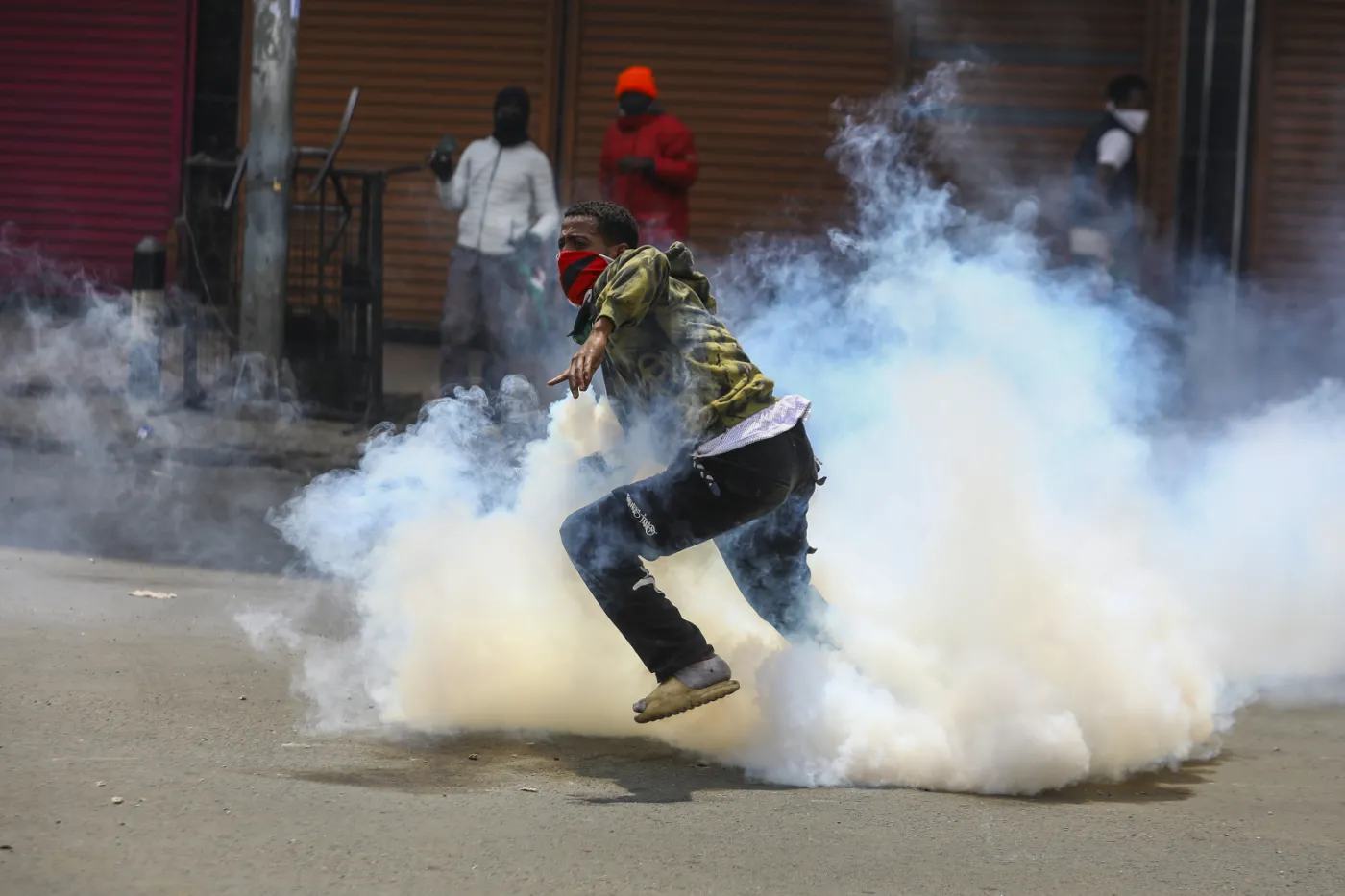 Protests continue in Nairobi despite tax-hike bill withdrawal