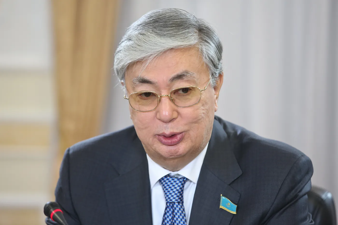 Rosjanie pękają z dumy. W obecności kanclerza Scholza usłyszeli, że są „niezwyciężeni”