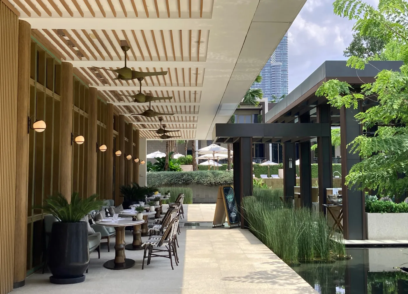 Najlepsze hotele świata w 2024 roku [LISTA]