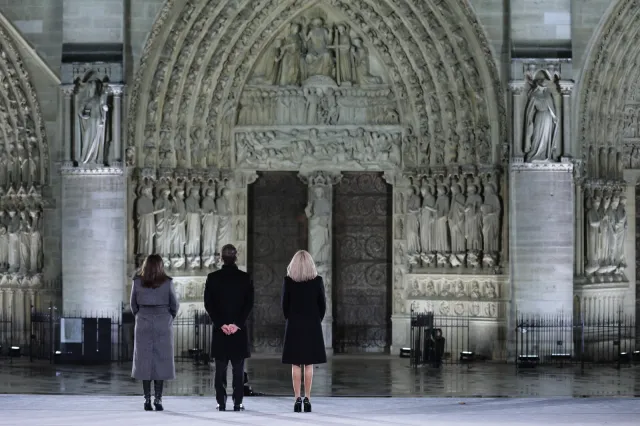 Trójstronne rozmowy Macrona, Trumpa i Zełenskiego. O czym debatowali przywódcy?