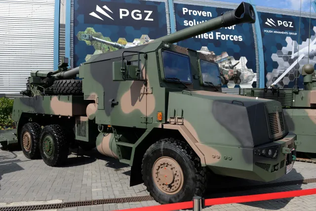 Koniec marzeń o polskiej armatohaubicy. „Kryl” nie postrzela do wroga