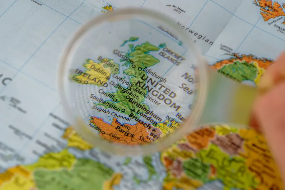 Rosyjski okręt szpiegowski w kanale La Manche. Co planuje Moskwa?