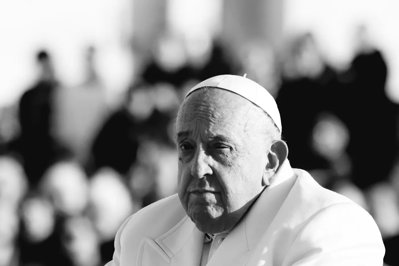 Żałoba narodowa po śmierci papieża Franciszka. Czy są kary za jej nieprzestrzeganie?