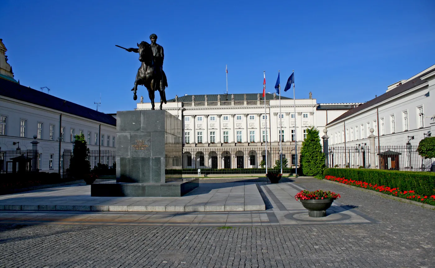 Wybory prezydenckie coraz bliżej. Na kogo głosować? Polacy wskazali [SONDAŻ]