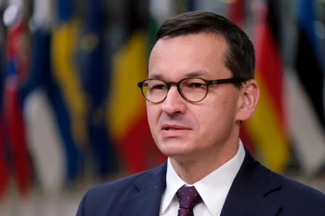 Prezydent Zełenski i premier Morawiecki podpisali list intencyjny ws. dostaw uzbrojenia na Ukrainę