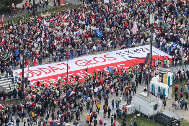 Żukowska z Lewicy o Marszu Miliona Serc: Pani Joanna z Krakowa została zostawiona na bocznicy