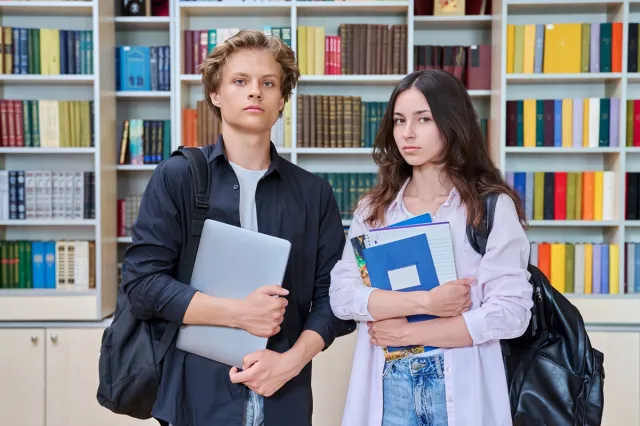 Czy szkoła może wprowadzić mundurek szkolny? Wygląd uczniów tematem interpelacji poselskiej