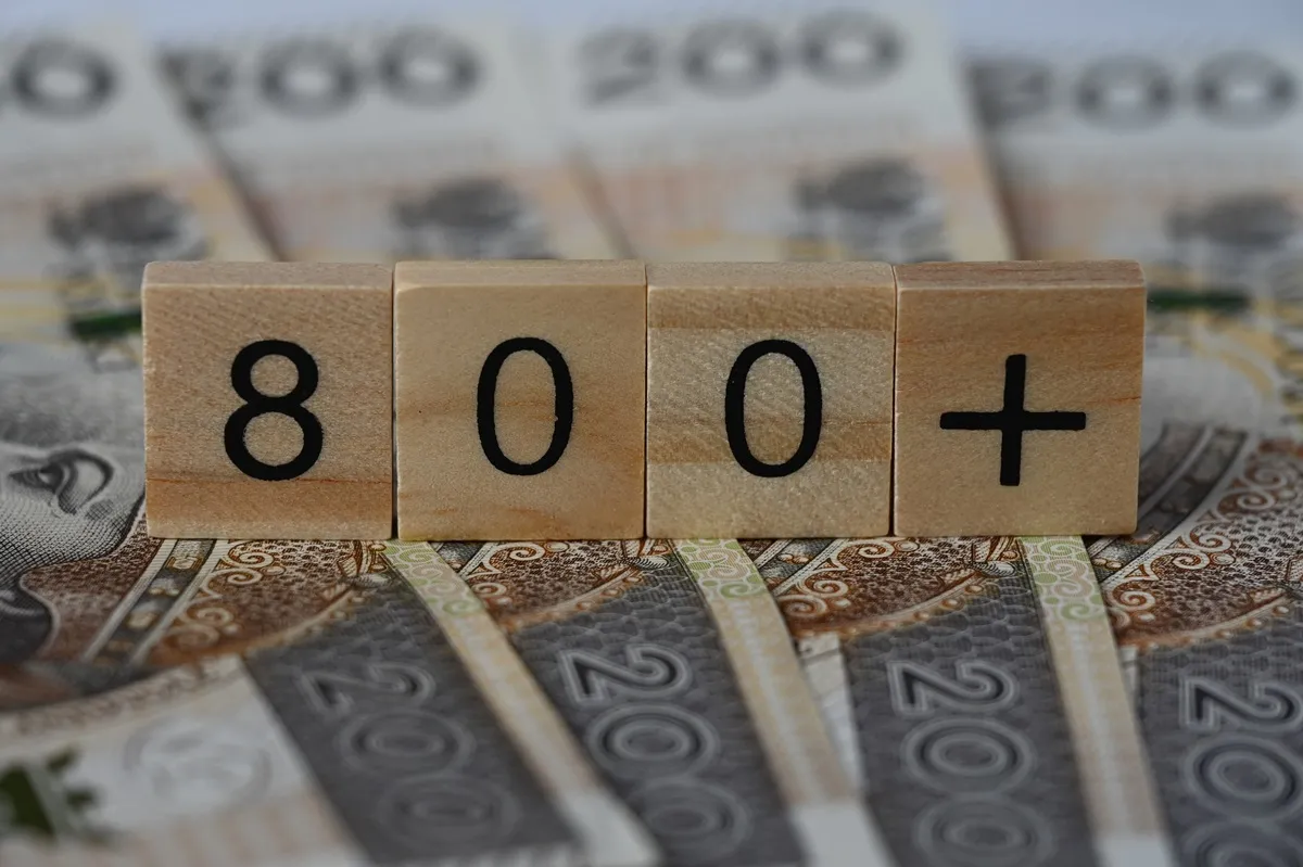 Zmiany w programie 800+ na nowy okres świadczeniowy. Ważne informacje i instrukcje dla rodziców i opiekunów