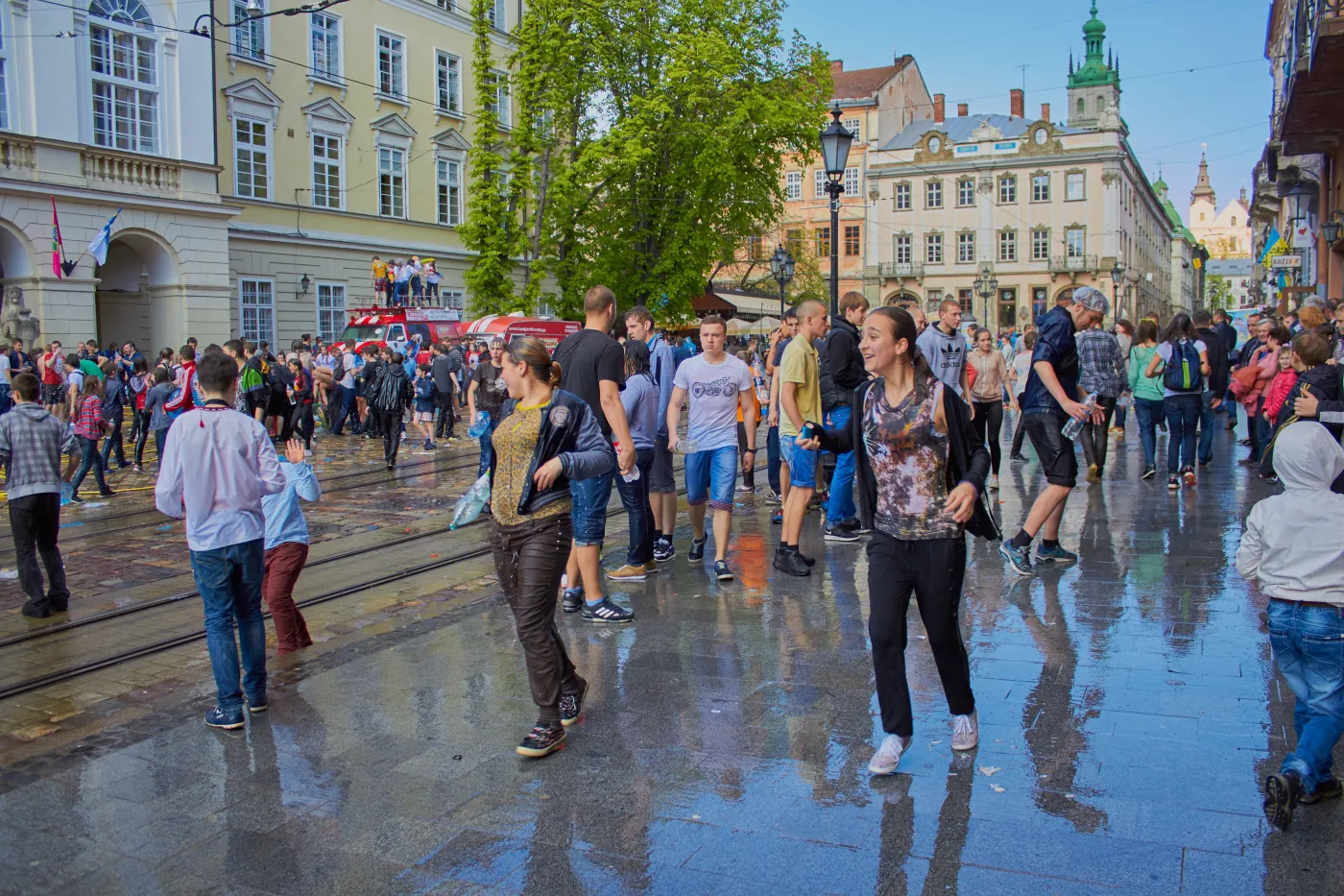 Lany Poniedziałek. Grzywna do 1000 zł za oblanie wodą