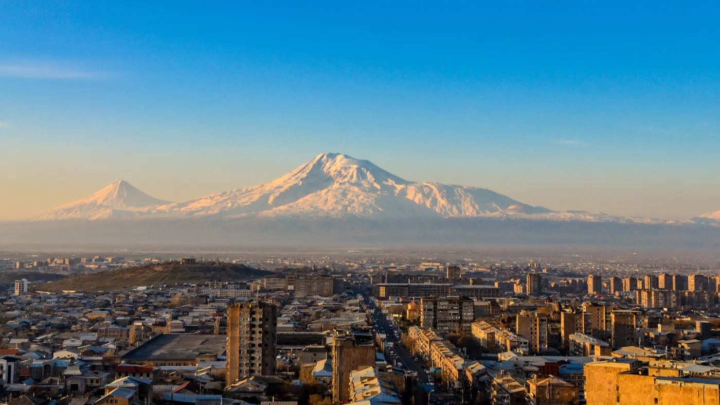 Chipy od amerykańskiego producenta Nvidii przyczyniły się do zawarcia pokoju między Armenią a Azerbejdżanem. Równocześnie Armenia weszła do najwyższej ligi technologii centrów danych dla AI.