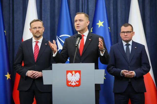 Gorący spór o polskie finansowanie Internetu dla Ukrainy! Rząd kontra Pałac Prezydencki
